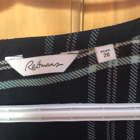 Woman’s size 20 sheer top - Picture 3 of 4